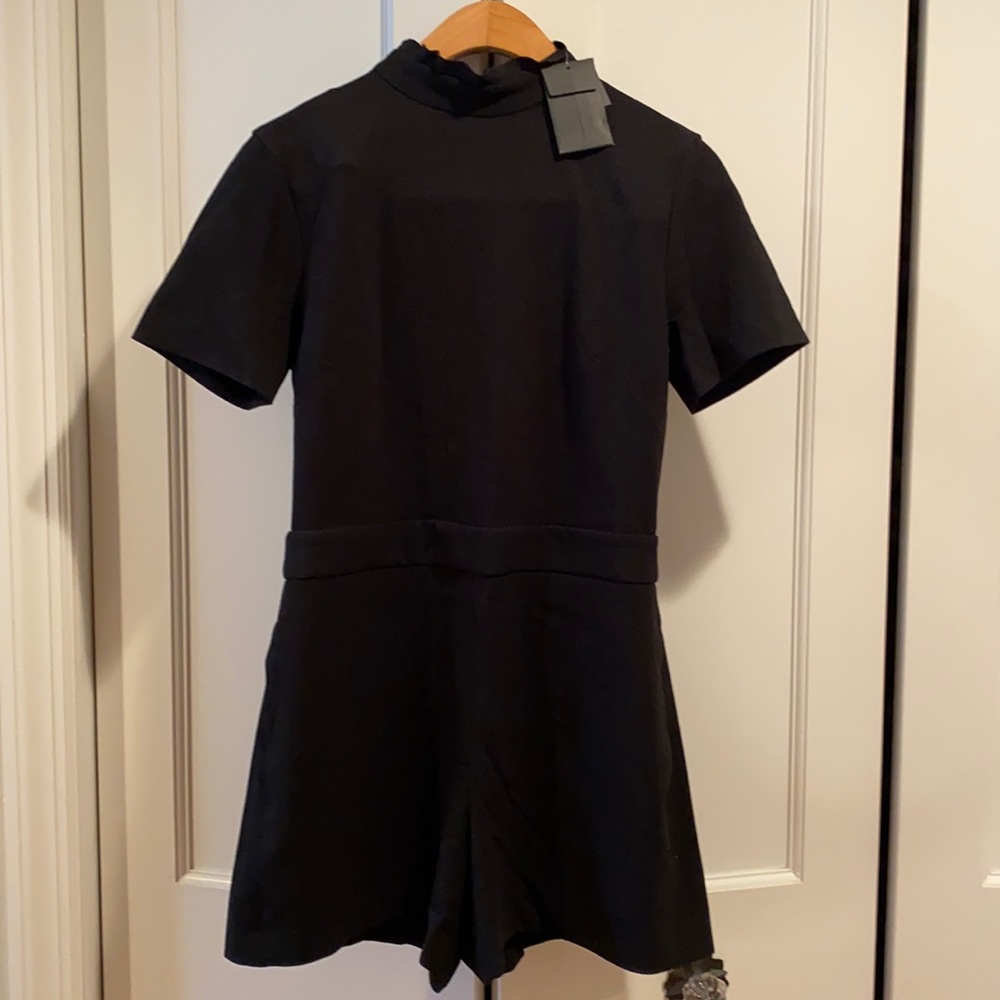 NWT SIZE 0 Club Monaco Philena Romper